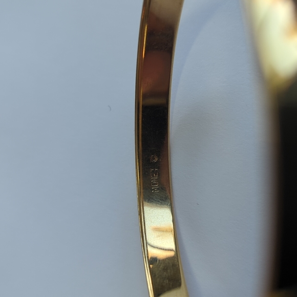 Vintage MONET Gold Bangle Bracelet - Picture 4 of 4